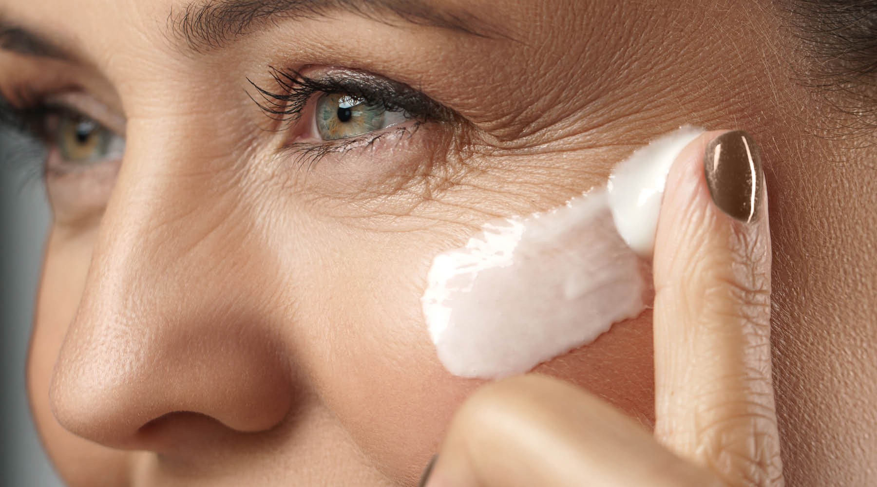 The Anti-Aging Secret: How Golden Papaya Enzyme Combats Cellular Senescence